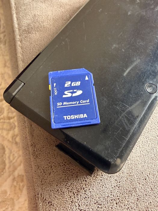 Nintendo 3ds с игри и геймарски куфар