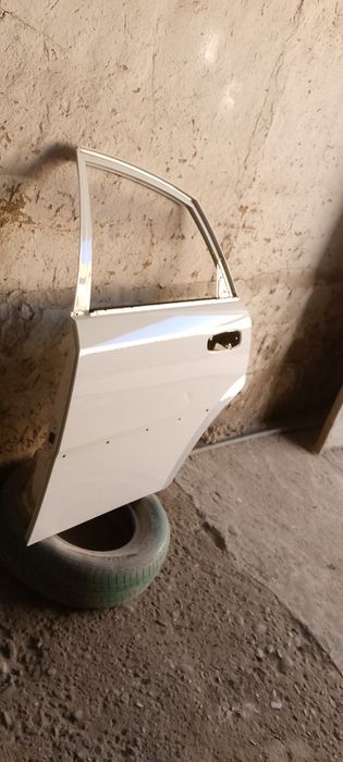 2021-yil gentra radnoy eshik