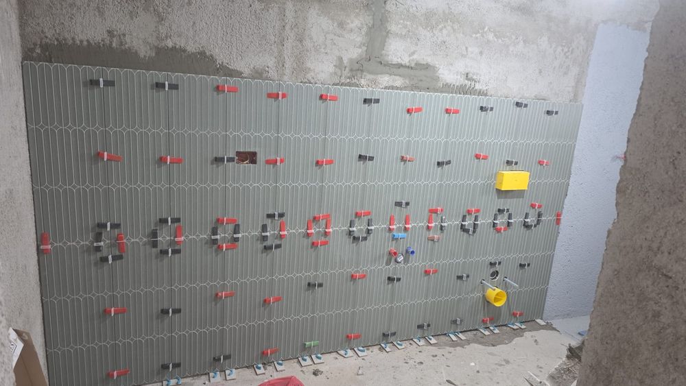 Construcții interioare gresie ,rigip, glet, zugrăveli,tencuit,baghete,sanitare
