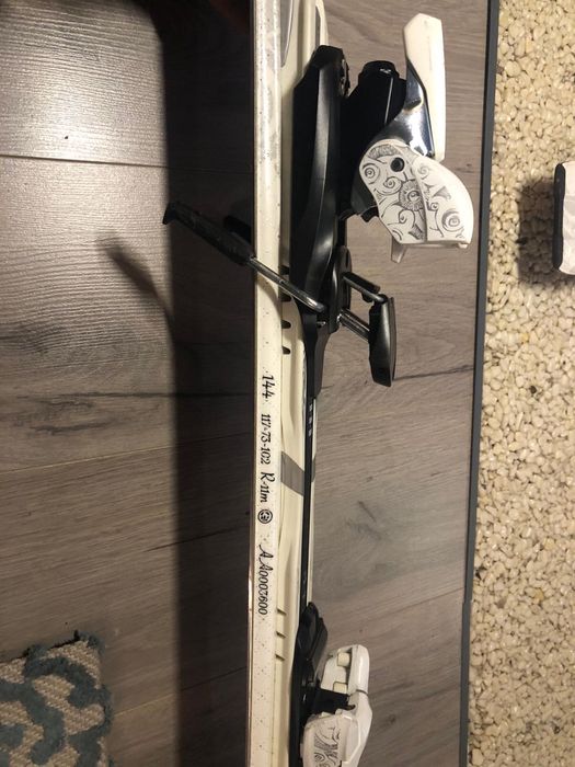 Ски Atomic много запазени