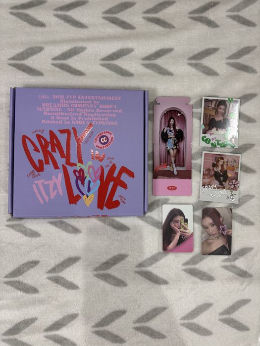 Kpop itzy crazy in love chaeryeong