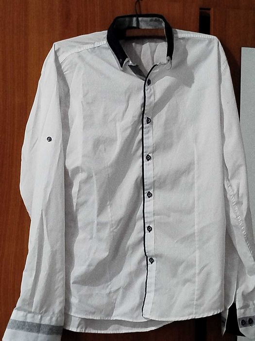 Cămașă albă pentru bărbați – purtată o singură dată