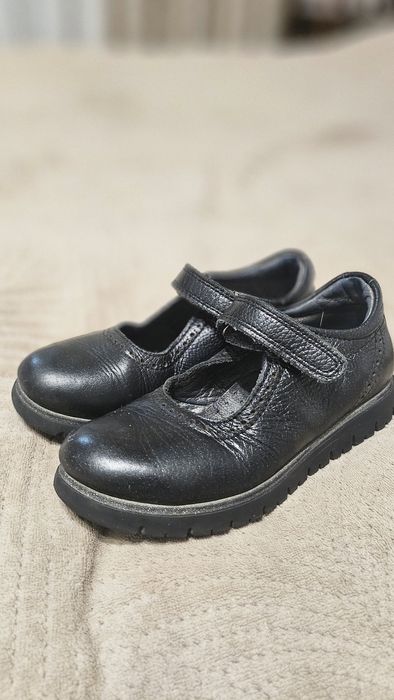 Туфли кожаные на девочку