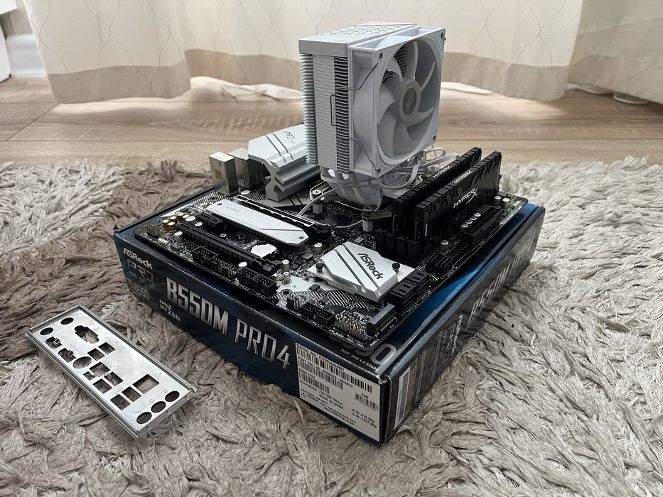 Продам комплект Ryzen 5 5500