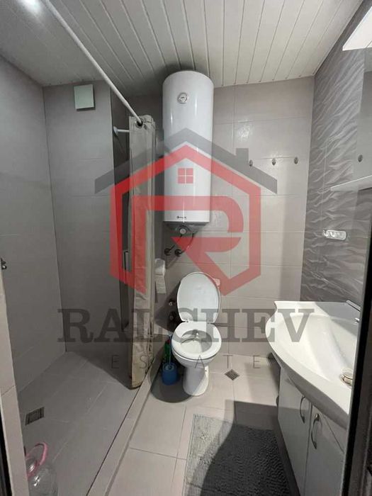 Дава се под наем Тристаен апартамент в Варна, Колхозен пазар - 100 кв.м за 637.5 € - Снимка #8