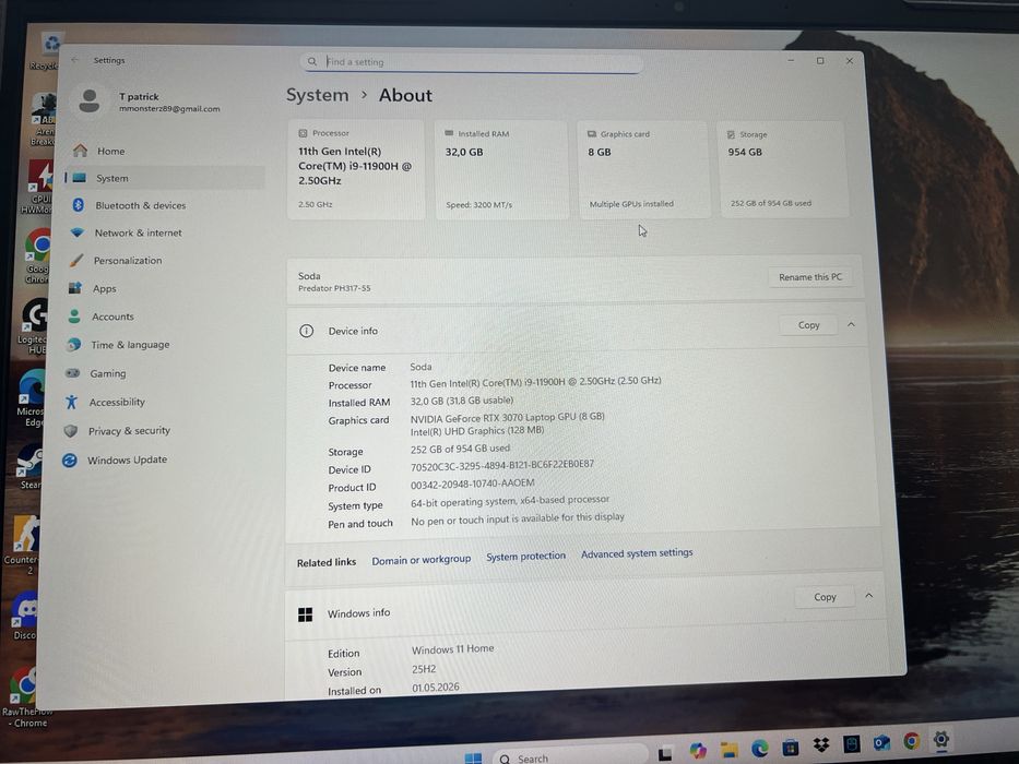 Laptop Acer Predator  Helios  RTX 3070, I9 , 32GB 17.3inch