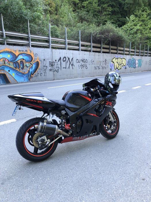 Suzuki gsxr 600 K2  Сузуки  К2 , 600. Двигатела няма компресия!