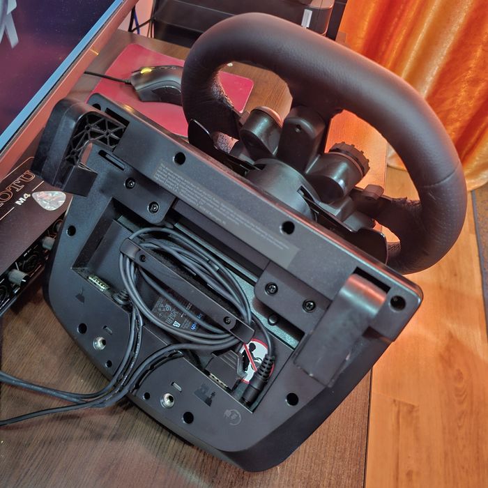 Volan Gaming Logitech G923 TrueForce + Pedale – Impecabil