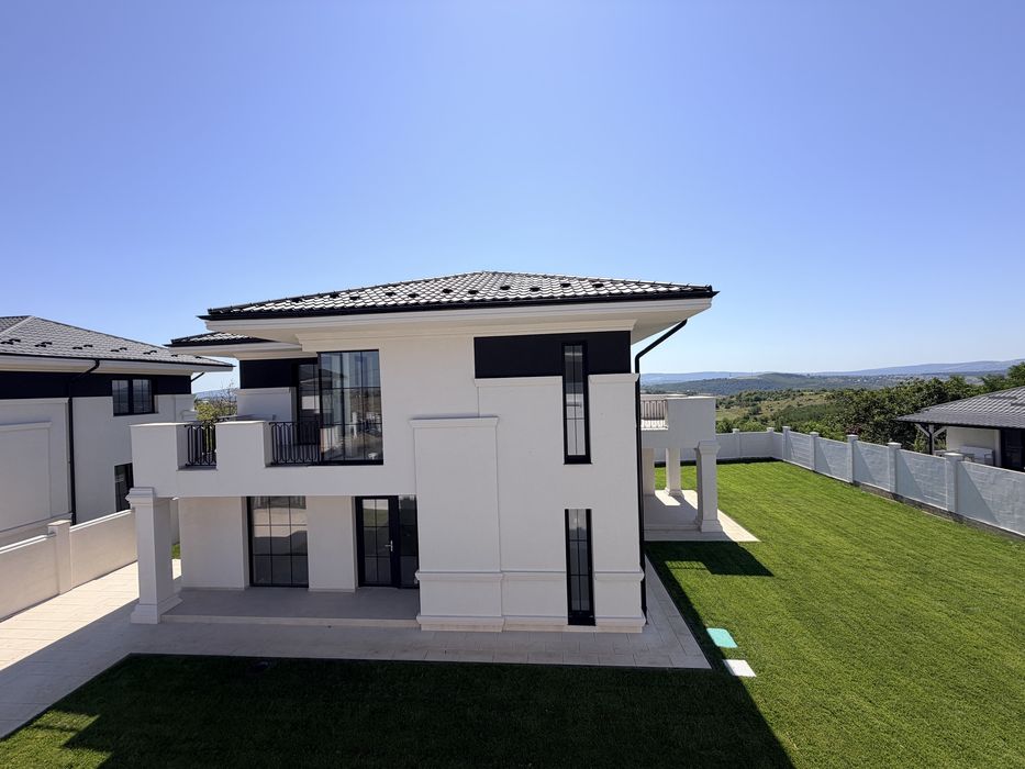 Casa Miroslava Central 175 mp Finalizata