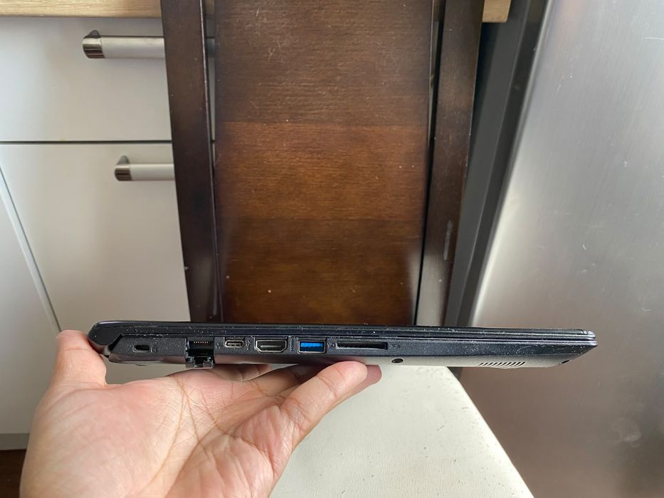 Надежный Acer на AMD/озу 8/SSD256