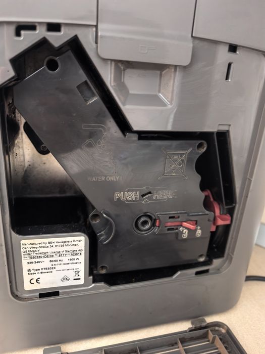 Espresor Siemens EQ 6 seria 300 cu furtun spumare lapte cu factura