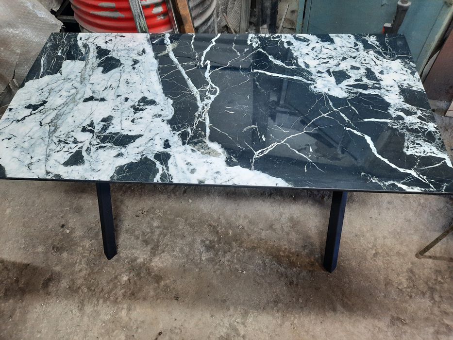 Продам стол из керамогранита