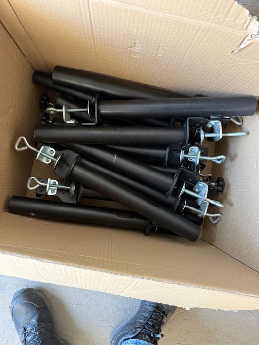 Продавам монитори HP ProDisplay P223 и HP P224 21.5-inch