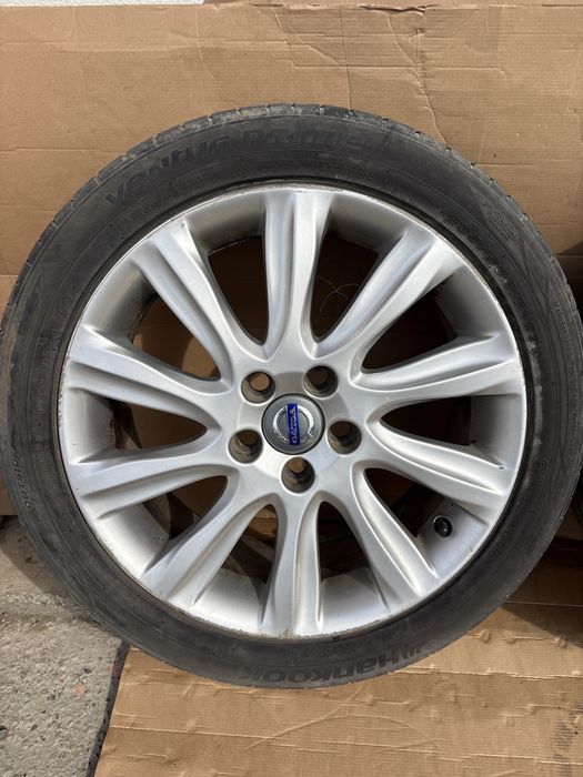 Jante aliaj Volvo V40 R17 Borbet