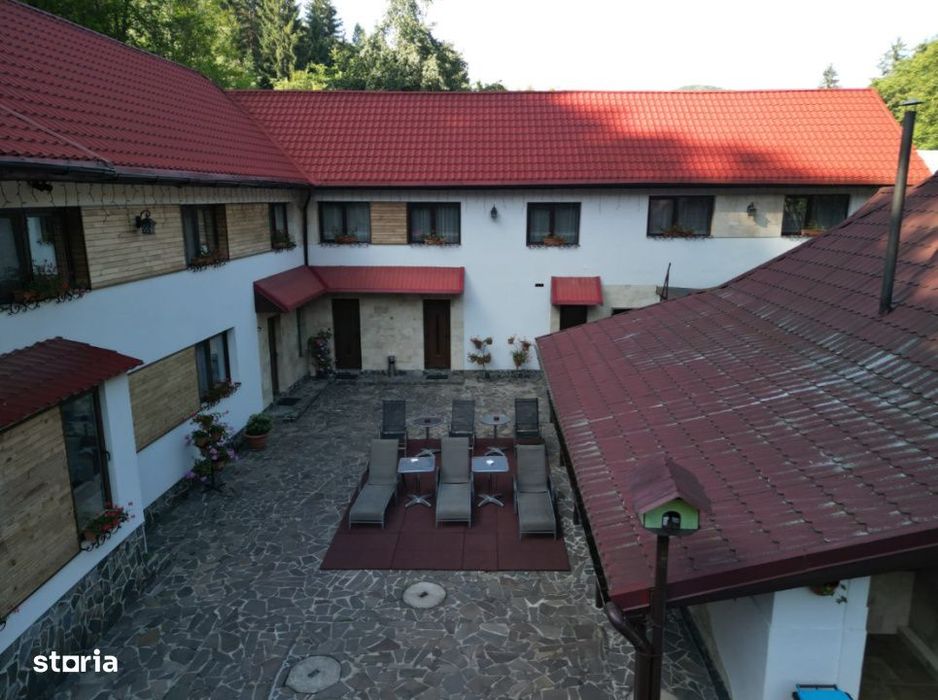 Pensiune de vanzare, 600 mp, pe malul lacului Firiza