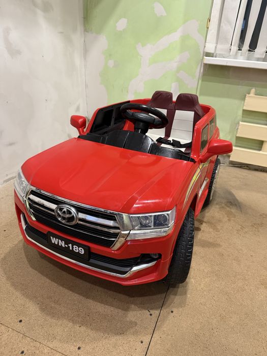 Машинка на пульту управления