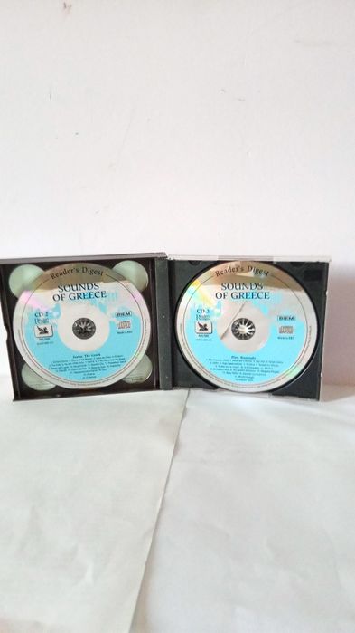 Продавам дискове с оперна и гръцка музика!