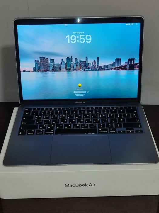Macbook air m1 16/256