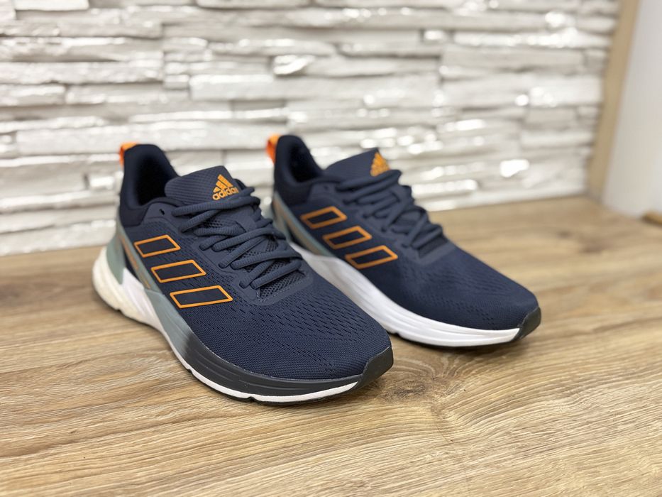 НОВИ Adidas Response super 2.0