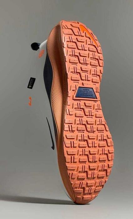 Продавам нови мъжки маратонки Nike Infinity RN 4 GORE-TEX
