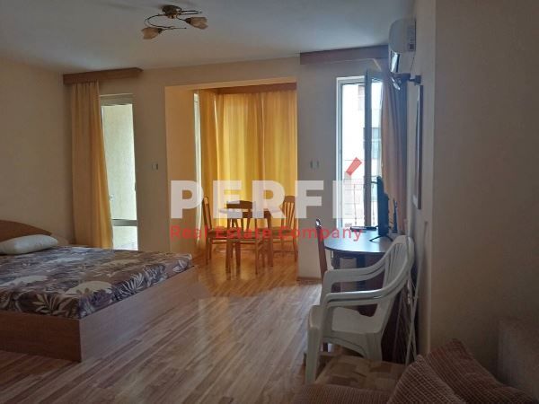 Продава се Двустаен апартамент в Созопол - 68 кв.м за 1692 €/кв.м - Снимка #2