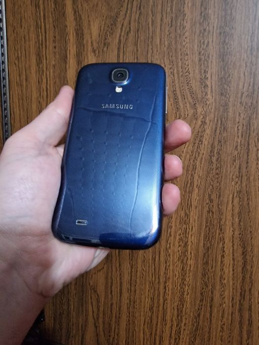 Продам Самсунг S4