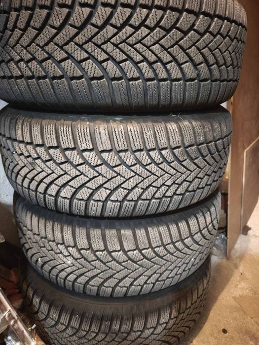 Зимни гуми с джанти Birgestone 215/60/R16