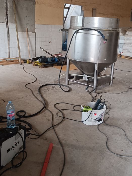 Заварчик Аргон и Co2 МЕТАЛНИ КОНСТРУКЦИИ Заваряване Аргончик Заварки