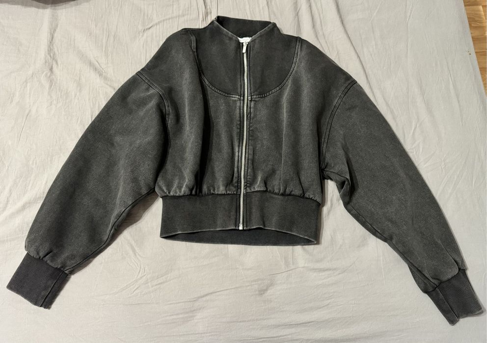 Зипхуди Zara, с этикеткой