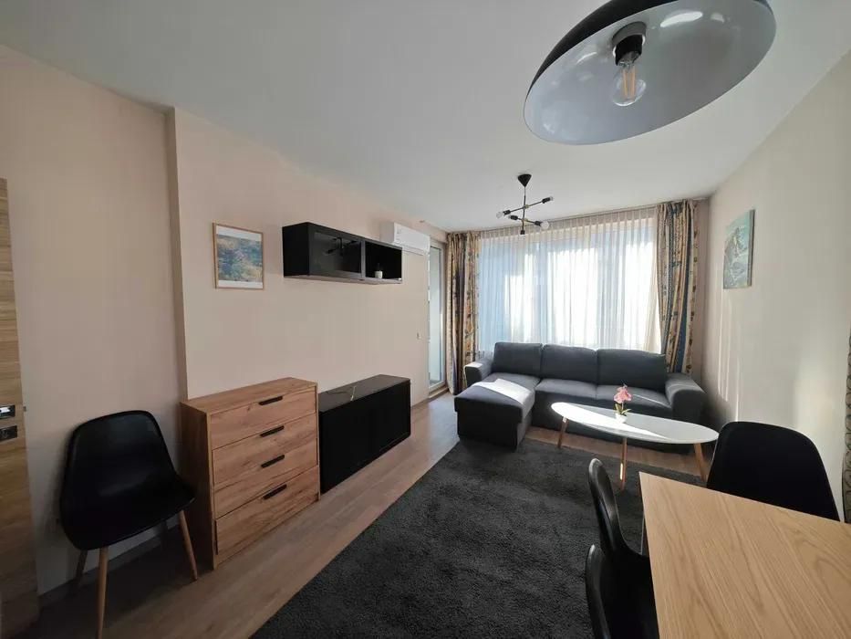 Двустаен апартамент в ж.к. Малинова долина.