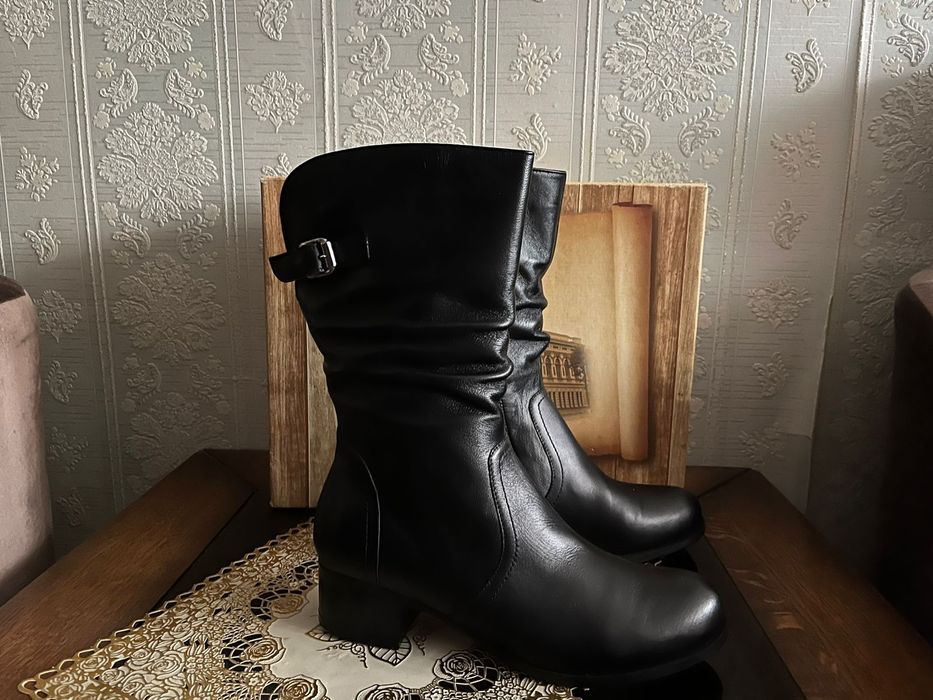 Продам сапоги кожаные.