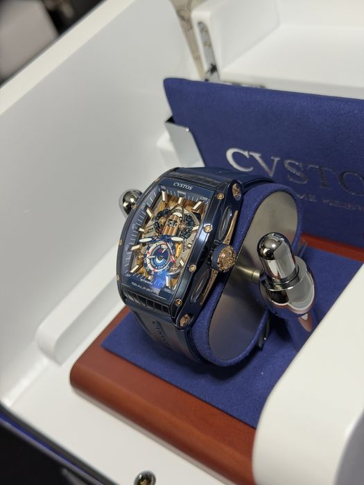 CVSTOS Sealiner GMT Blue Steel 5N Red Gold – Чисто нов!
