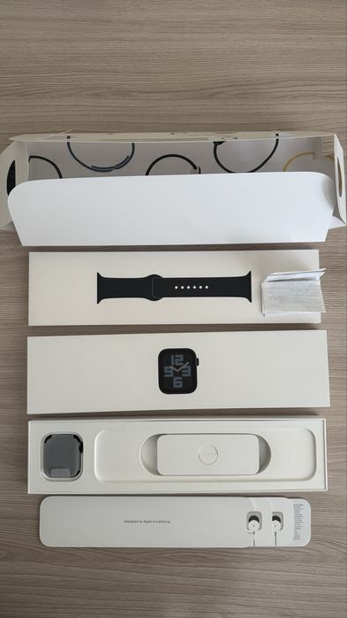 Продам Apple Watch SE 2nd 40mm 100% аккум