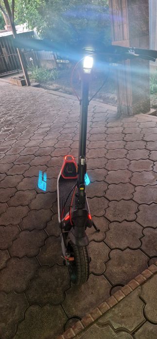 Электросамокат почти новая