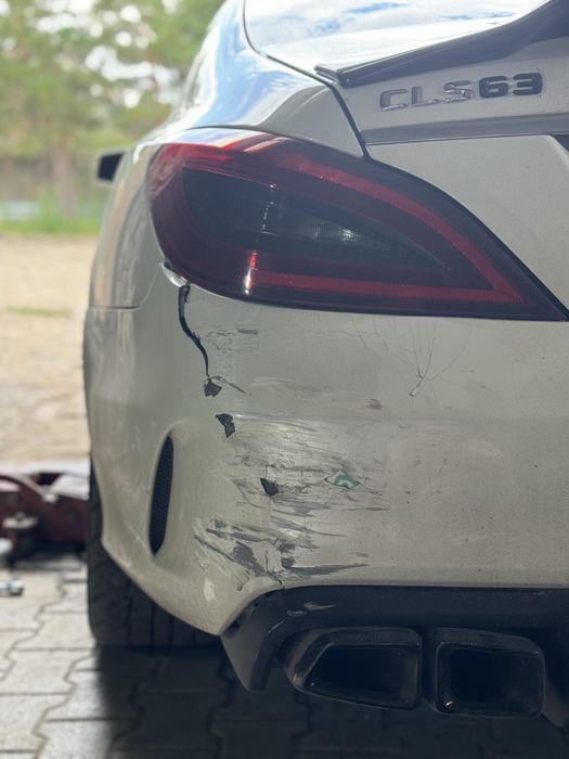 Автомаляр-костоправ