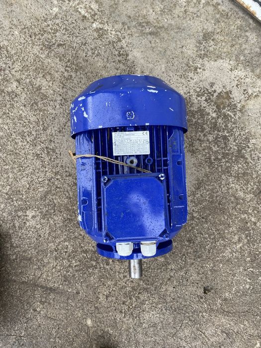 Motor trifazic 4 kw -2900 turatii nou