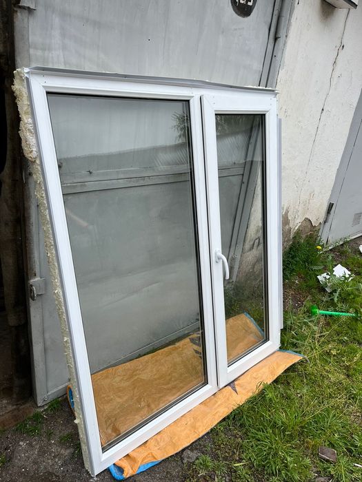 Продам пластиковое окно