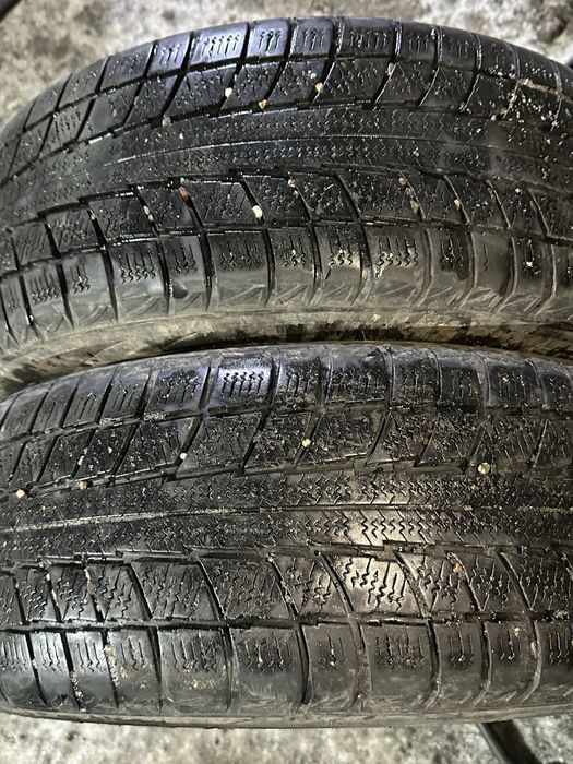 Пара шин триандж липучка