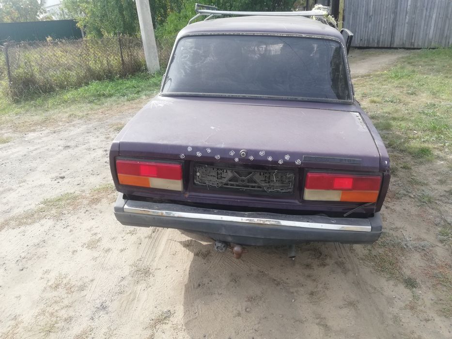 Продам Ваз 2107 по запчастям
