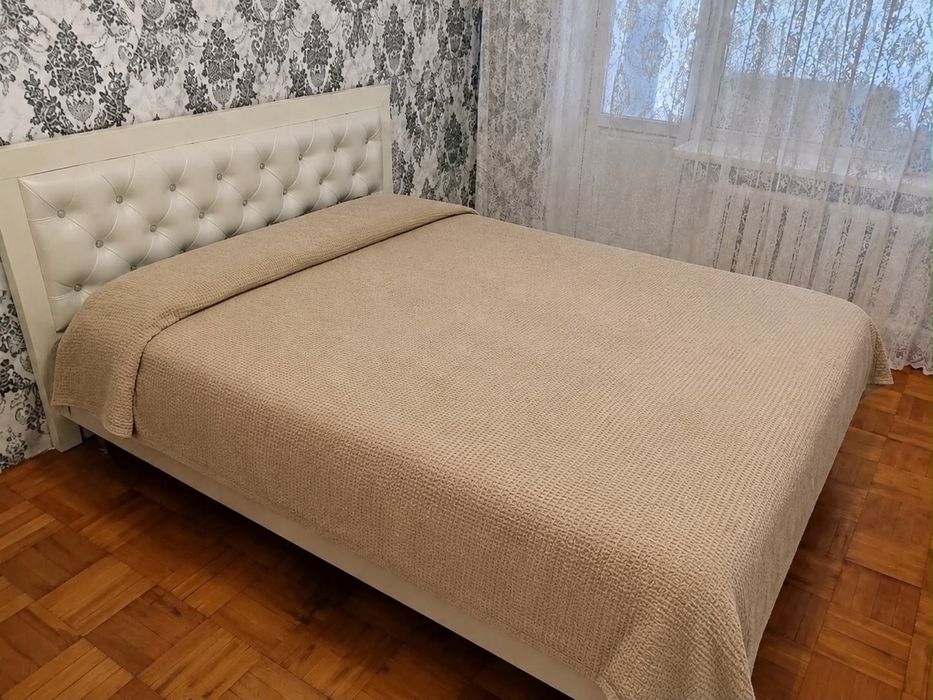 Кровать двухспальная