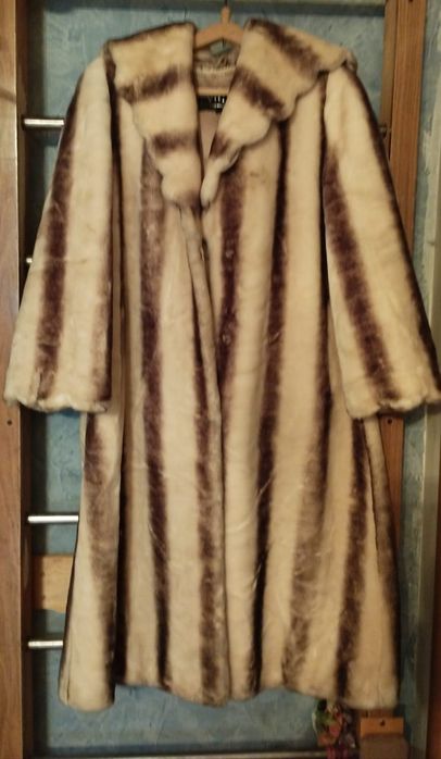 Продаю искусственную шубу