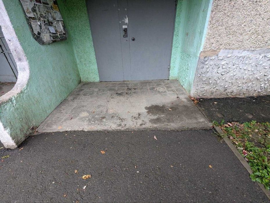 Продам 2х комнатную квартиру срочно