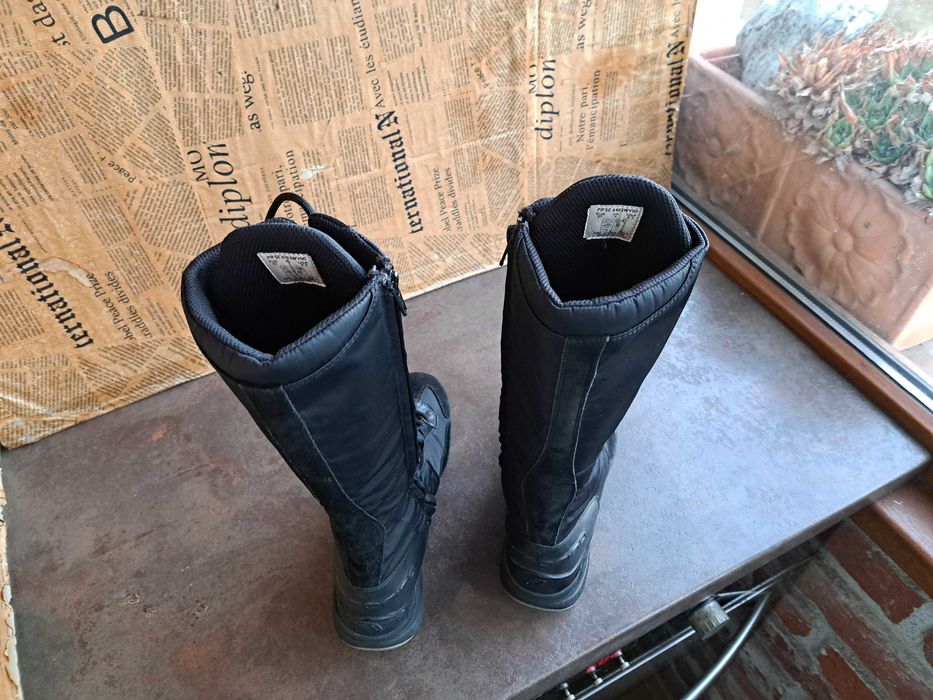 дамски ботуши,зимни обувки,спортни боти,FORNARINA,номер 38,с платформа