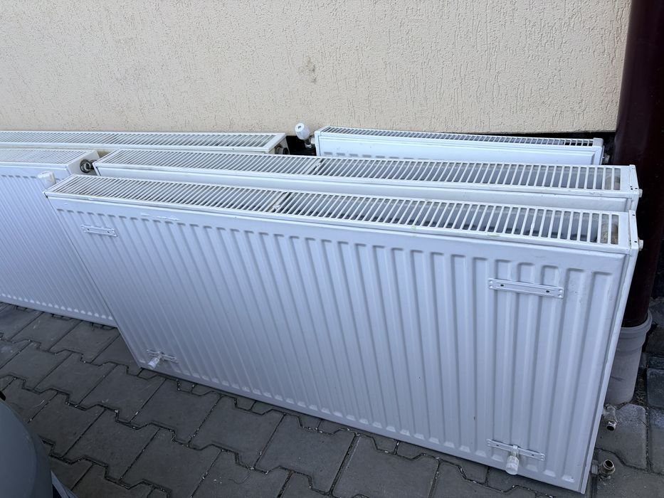 Calorifere în stare foarte bună