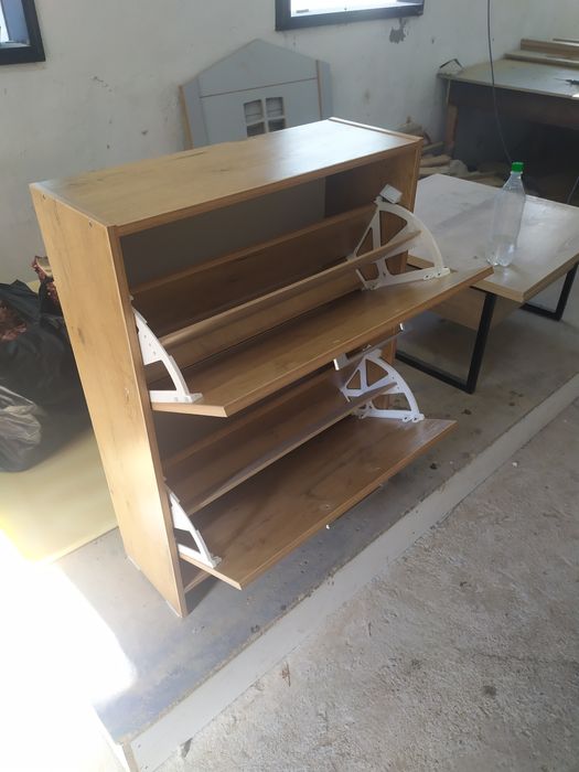 Шкаф для обуви в прихожей