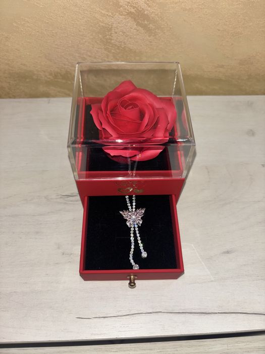 Trandafir Everlasting & colier din oțel inoxidabil
