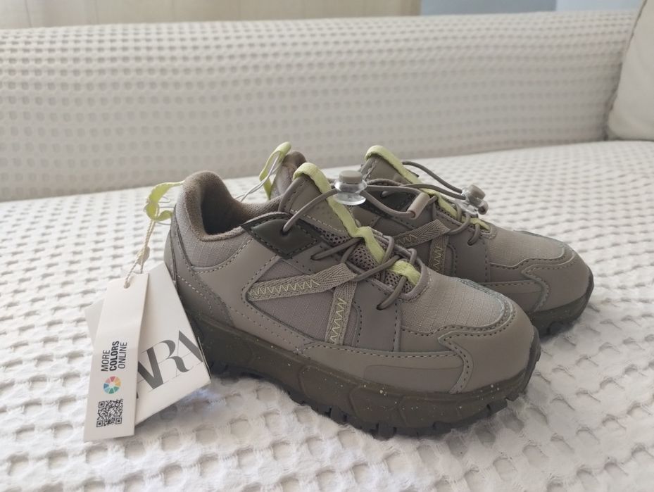 Papuci copii toamna - iarna Clarks, Zara NOI