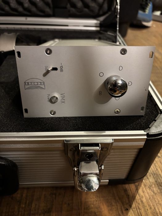 Microfon de studio Brauner VMX