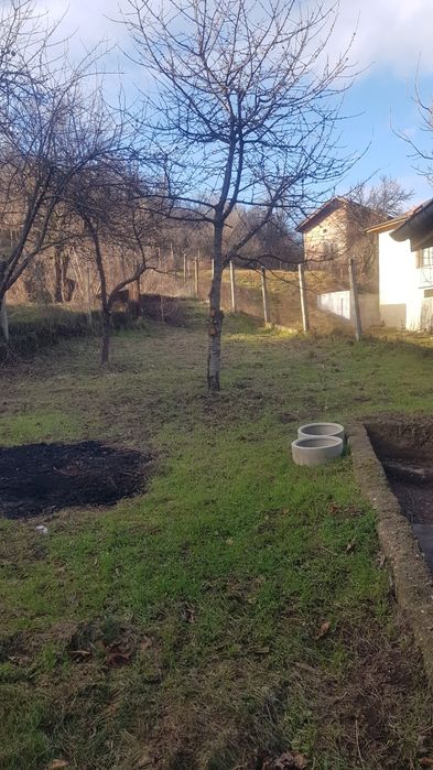 Продава къща в с.Палатово общ.Дупница