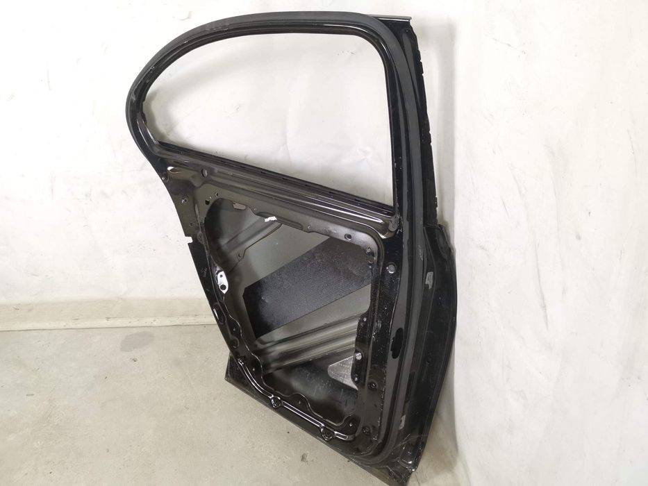 Врата ляв заден Мерцедес-Бенц Ц-Клас / Mercedes-Benz C-Class W206 [ -